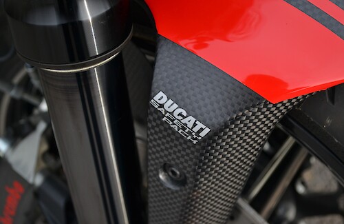 2015/65 Ducati Diavel Carbon Edition 13...