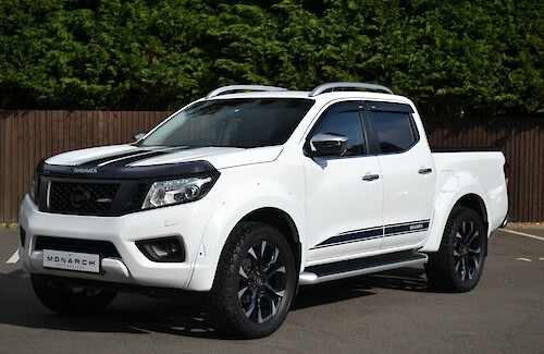 2017/67 Nissan Navara Tekna 6...