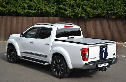 2017/67 Nissan Navara Tekna 8...