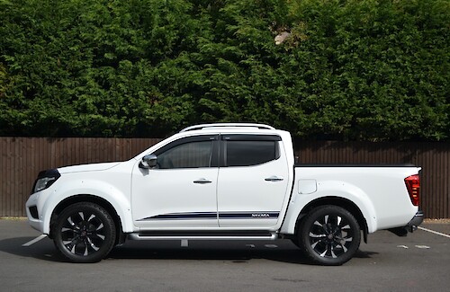 2017/67 Nissan Navara Tekna 11...