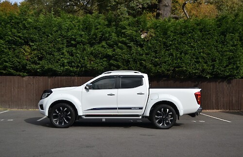 2017/67 Nissan Navara Tekna 12...
