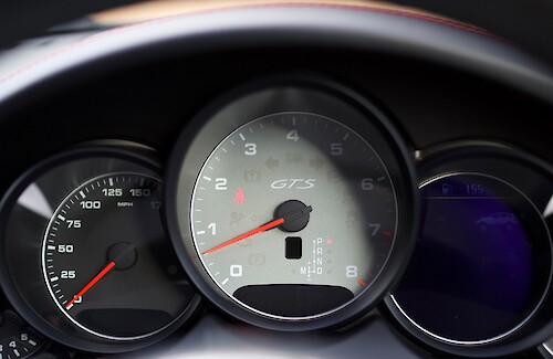 2013/13 Porsche Cayenne GTS 34...