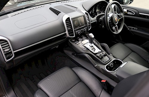 2014/64 Porsche Cayenne V8 S Diesel 28...
