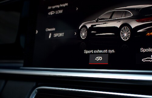 2018/18 Porsche Panamera 4 E-Hybrid Sport Turismo 45...