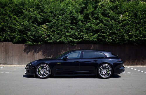 2018/18 Porsche Panamera 4 E-Hybrid Sport Turismo 12...