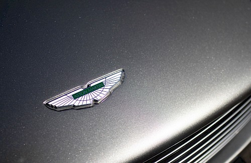 2004/54 Aston Martin DB9 Coupe 22...