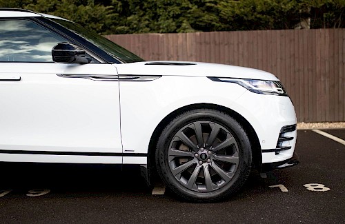2019/68 Range Rover Velar D275 R-Dynamic SE 16...
