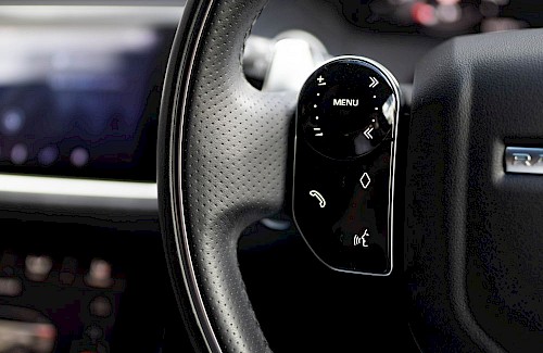 2019/68 Range Rover Velar D275 R-Dynamic SE 39...