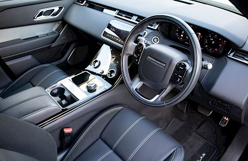 2019/68 Range Rover Velar D275 R-Dynamic SE 21...