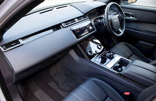 2019/68 Range Rover Velar D275 R-Dynamic SE 22...