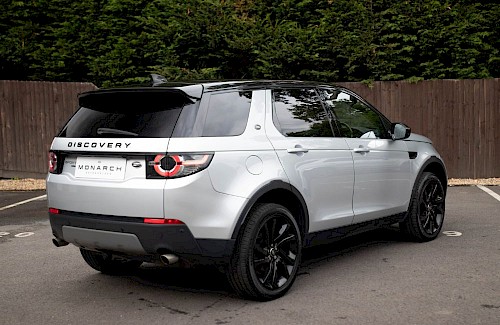 2017/17 Land Rover Discovery Sport 180 TD4 HSE Black 11...
