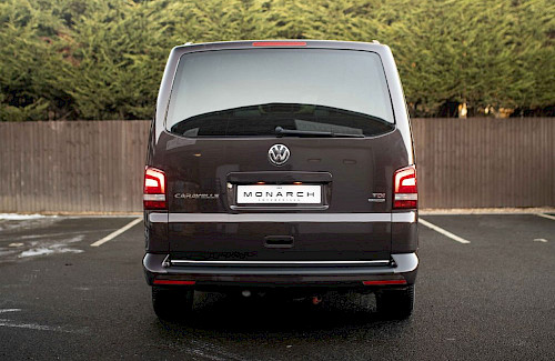 2013/63 Volkswagen Caravelle Executive TDI 21...