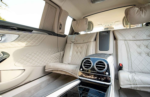 2019/19 Mercedes-Maybach S600 Pullman 61...