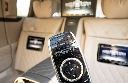 2019/19 Mercedes-Maybach S600 Pullman 73...