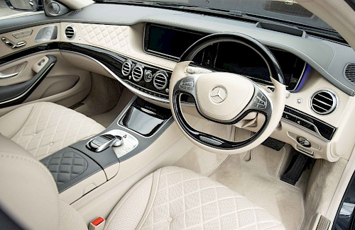 2019/19 Mercedes-Maybach S600 Pullman 29...