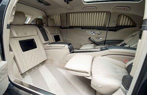 2019/19 Mercedes-Maybach S600 Pullman 33...