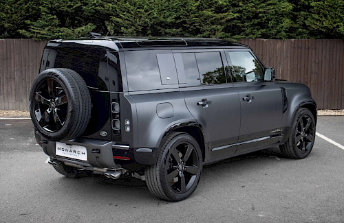2022/22 Land Rover Defender 110 V8 Carpathian Edition 9...