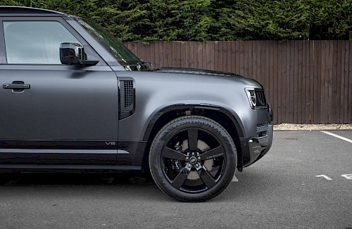 2022/22 Land Rover Defender 110 V8 Carpathian Edition 16...