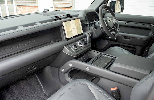 2022/22 Land Rover Defender 110 V8 Carpathian Edition 32...