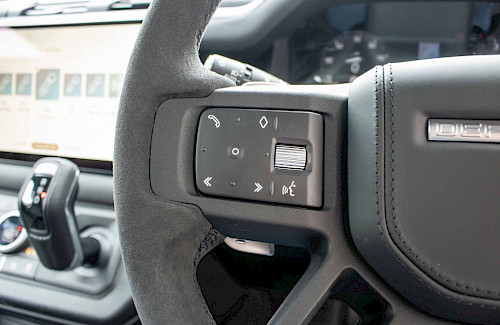 2022/22 Land Rover Defender 110 V8 Carpathian Edition 41...