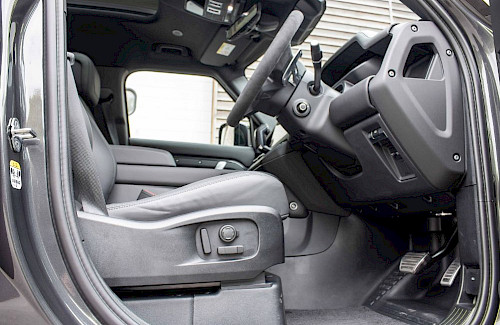 2022/22 Land Rover Defender 110 V8 Carpathian Edition 86...