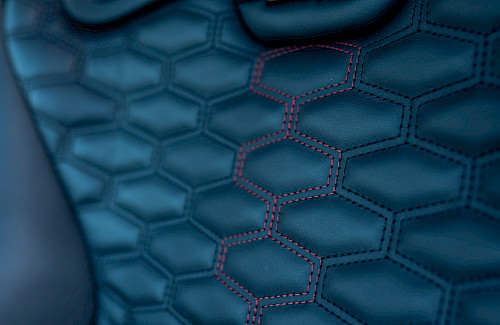 2021/71 Land Rover Defender 110 V8 Urban XRS 73...