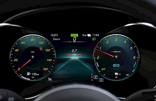 2021/71 Mercedes-Benz GLC 300de AMG Line Premium 37...