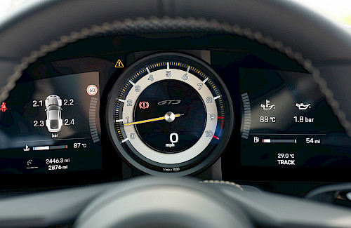 2022/22 Porsche 911 992 GT3 Touring 53...