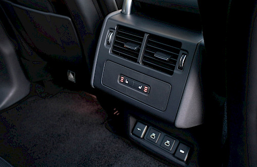 2021/21 Land Rover Discovery HSE D300 R-Dynamic 42...