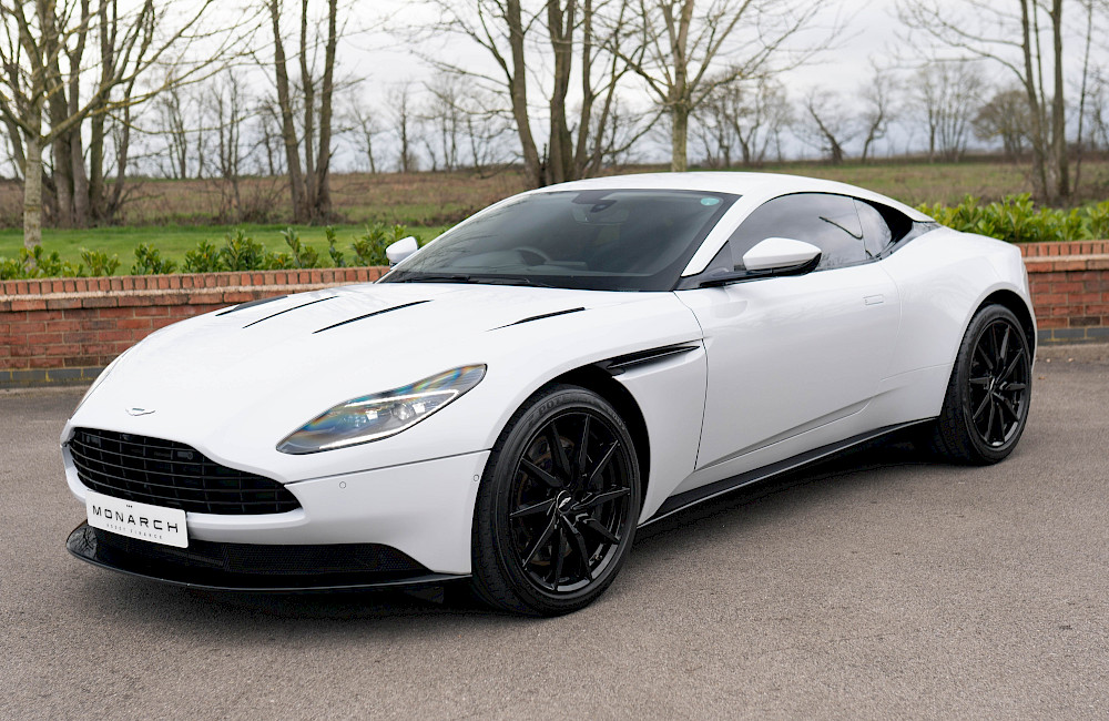 2020/20 Aston Martin DB11 AMR V12 5