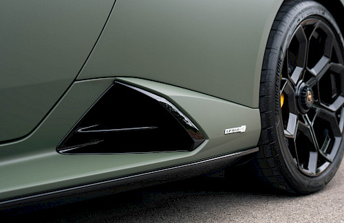 2024/74 Lamborghini Huracán Tecnica LP640-2 28...