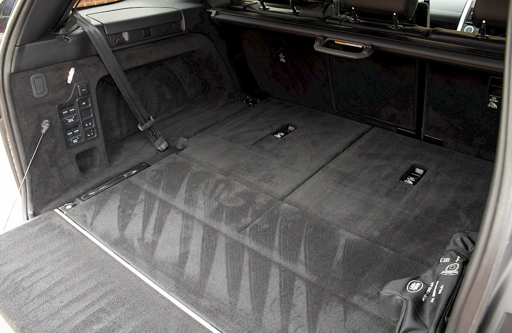 2021/21 Land Rover Discovery D300 R-Dynamic HSE 58