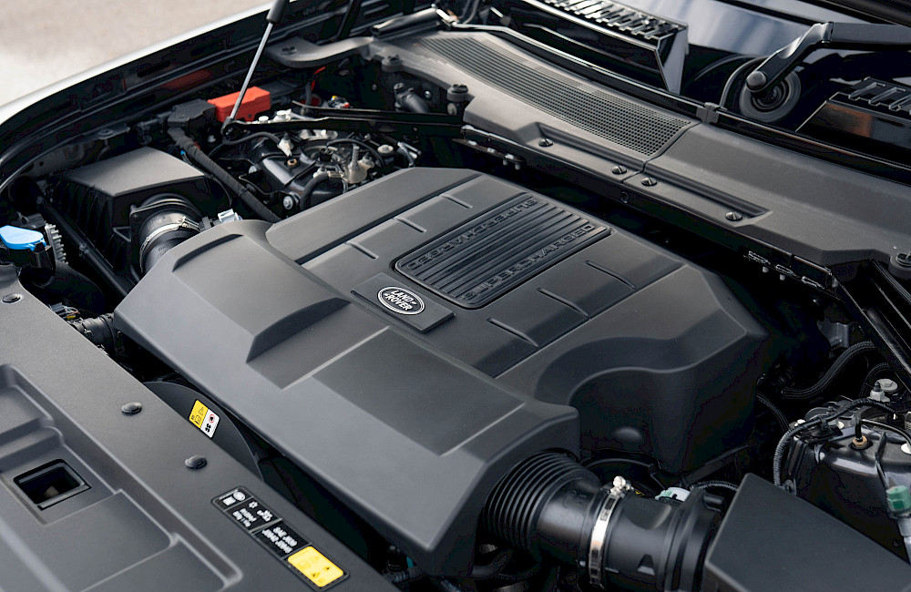2023/23 Land Rover Defender Urban 90 V8 Carpathian Edition 34