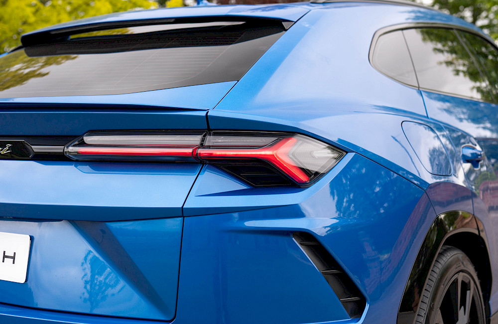 2018/68 Lamborghini Urus 17