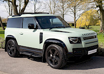 2023/23 Land Rover Defender 90 D300 75th Limited Edition