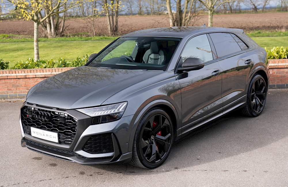 2021/21 Audi RSQ8 Carbon Black Edition 3