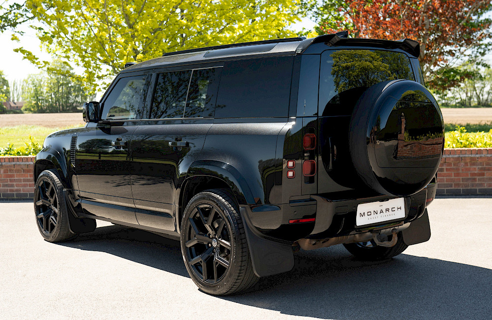 2021/21 Land Rover Defender 110 D300 HSE Commercial by Urban Automotive 9