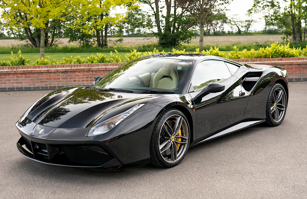 2016/16 Ferrari 488 GTB 5