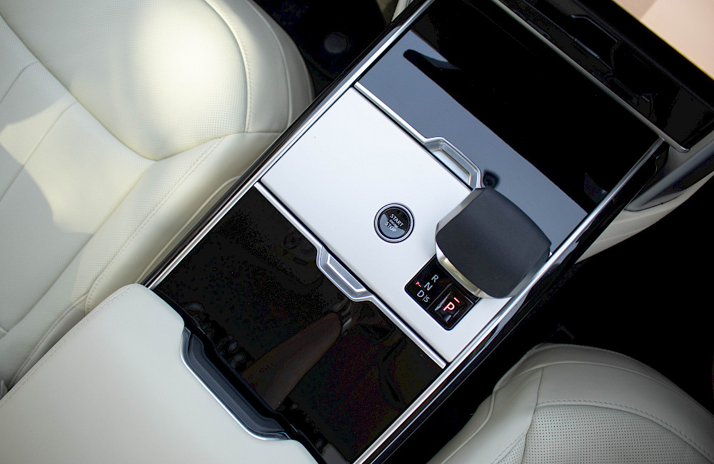 2024/24 Range Rover Autobiography P550e 45