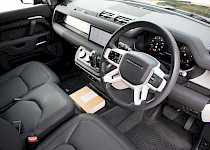 2023/72 Land Rover Defender 110 D250 SE Hard Top