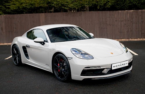 2019/69 Porsche Cayman GTS 5...