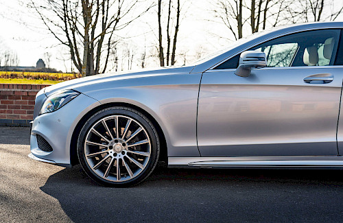 2016/16 Mercedes-Benz CLS 220d AMG Line Premium 16...