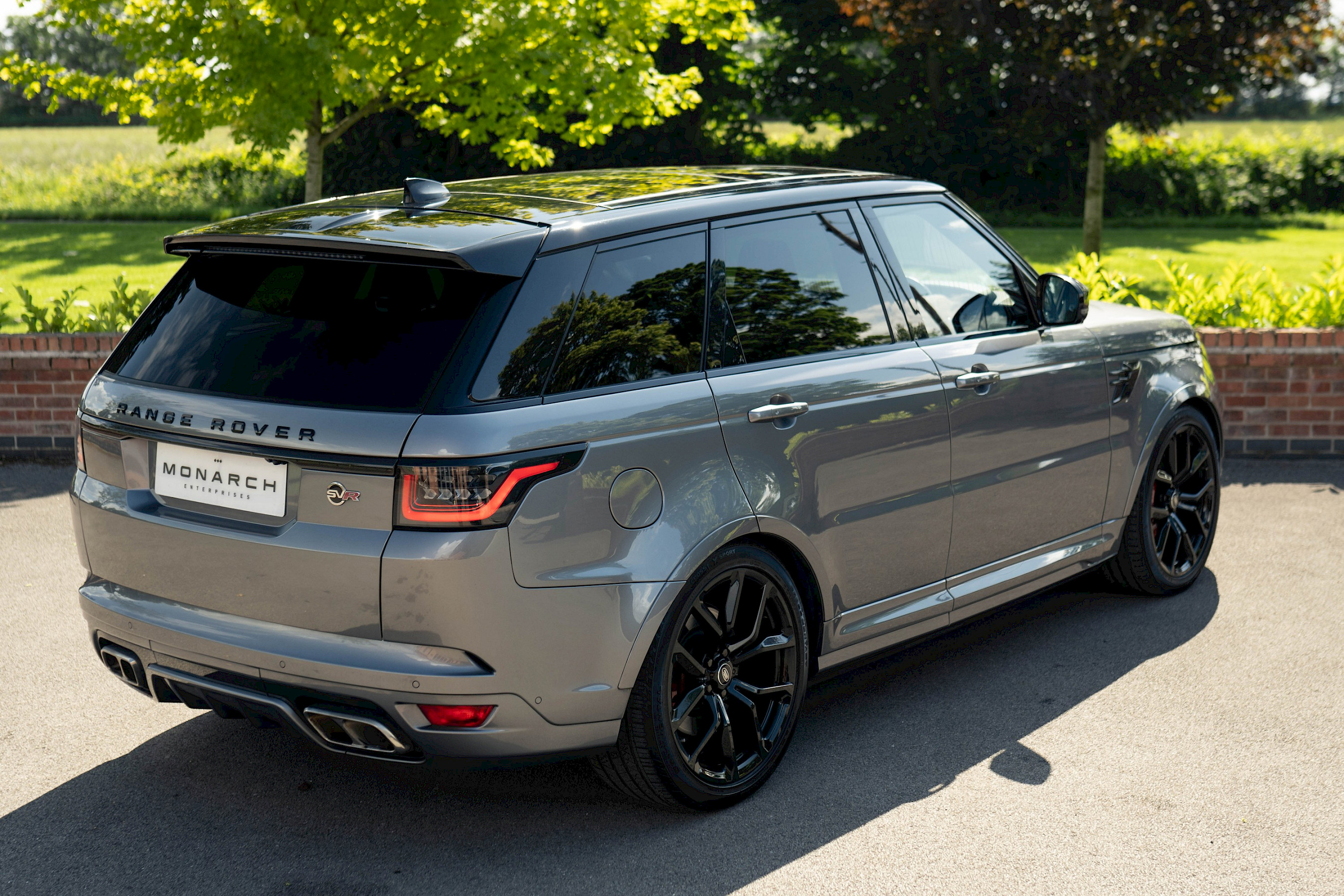 2019/69 Range Rover Sport SVR | Current Inventory | Monarch Enterprises