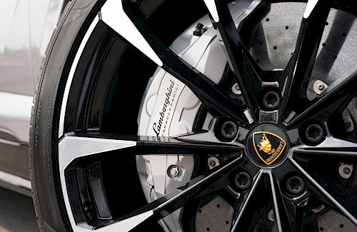 2023/23 Lamborghini Urus S 27...