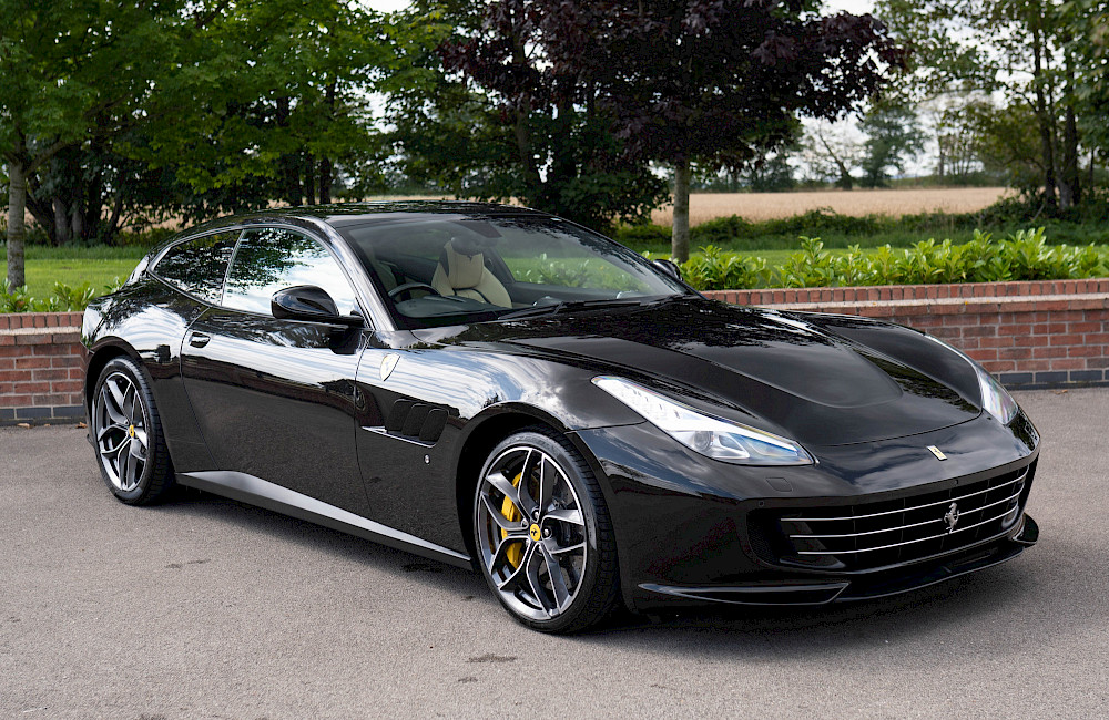 2018/18 Ferrari GTC4 Lusso T 4