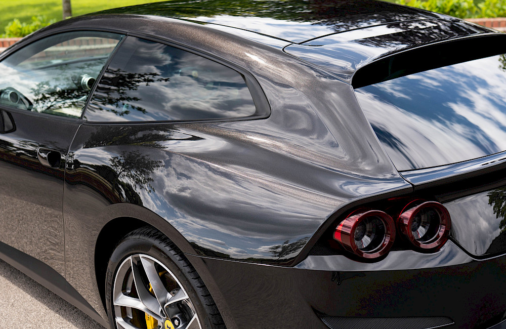 2018/18 Ferrari GTC4 Lusso T 32