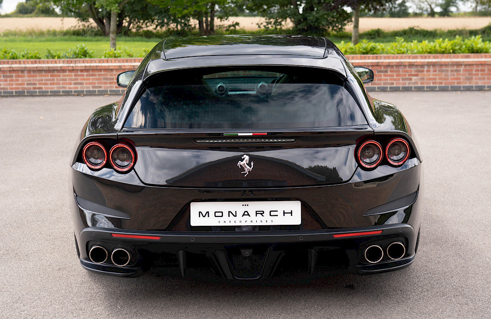 2018/18 Ferrari GTC4 Lusso T 22