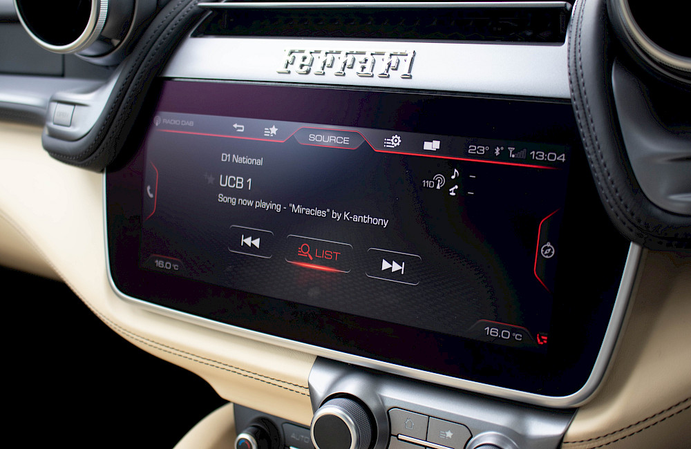 2018/18 Ferrari GTC4 Lusso T 57