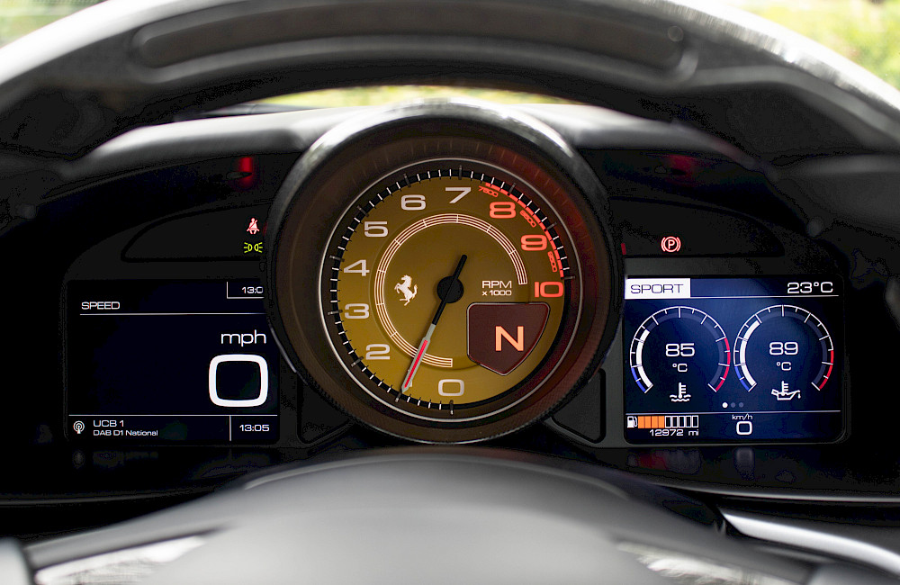 2018/18 Ferrari GTC4 Lusso T 52