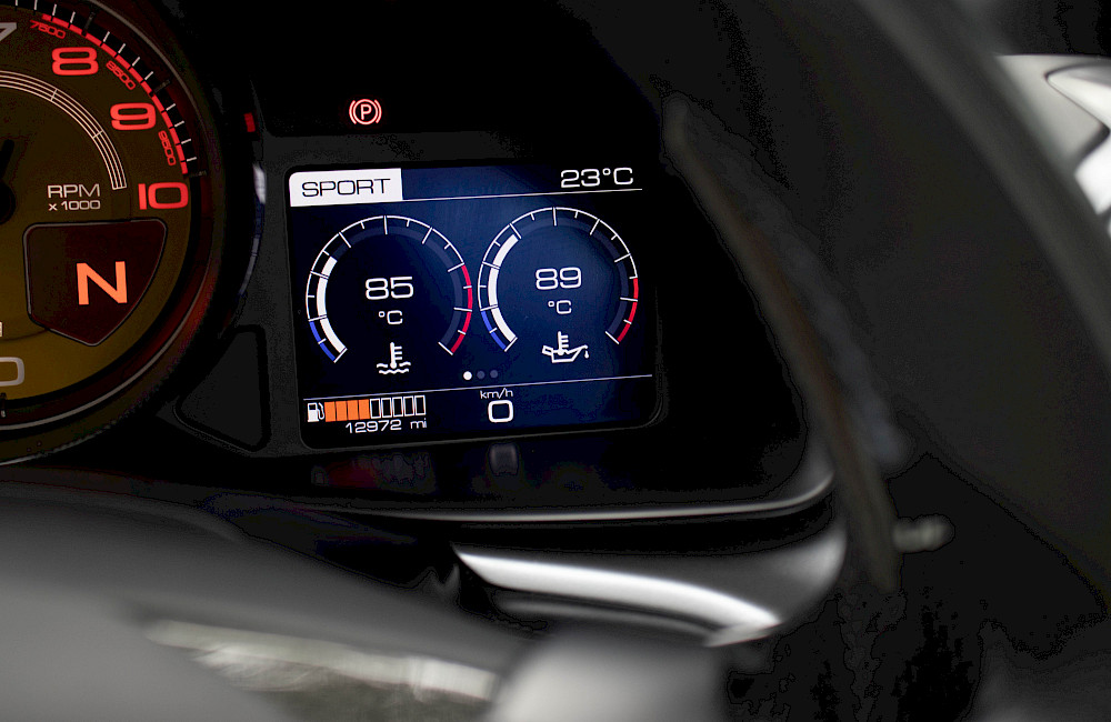 2018/18 Ferrari GTC4 Lusso T 50